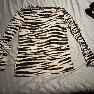 Forever 21 | Black and white Zebra Print Long Sleeve Top - Size L